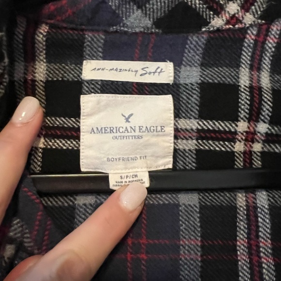 American Eagle super soft flannel boyfriend fit - Picture 3 of 3